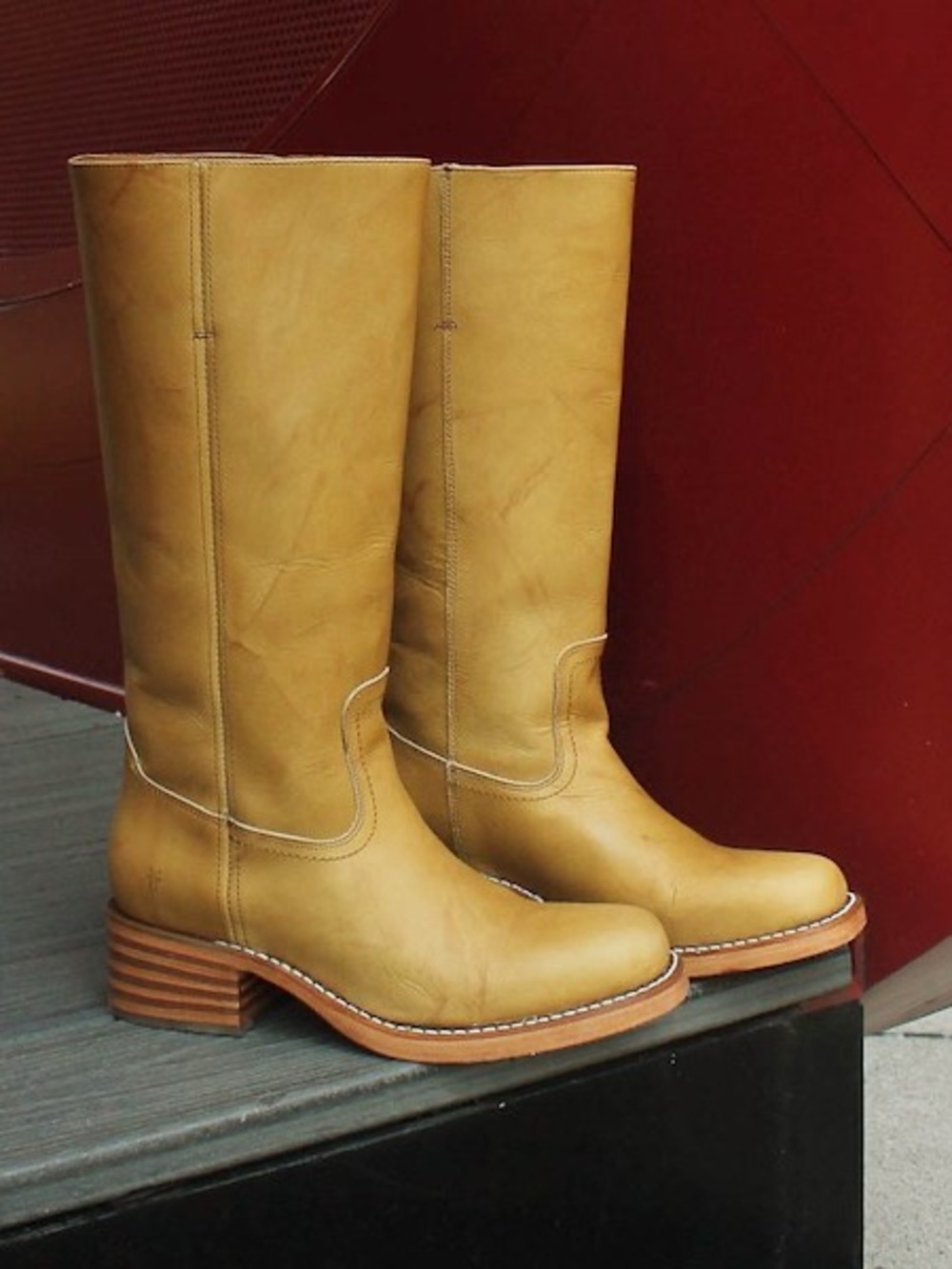 Campus 14L Frye Boots | Banana